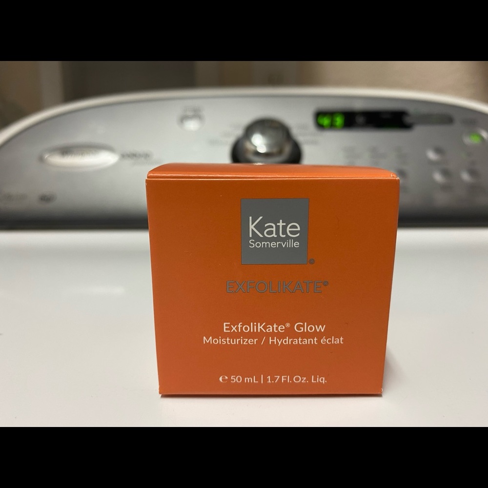 Exfolikate moisture